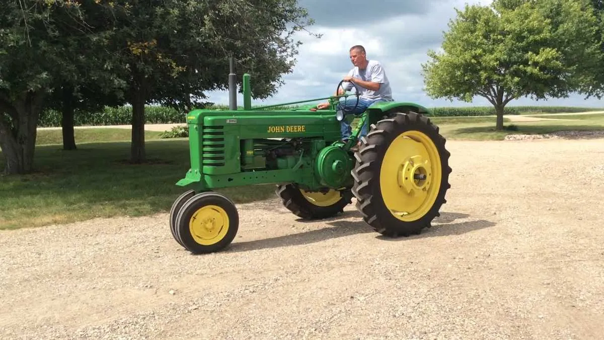 1944 john deere b specs