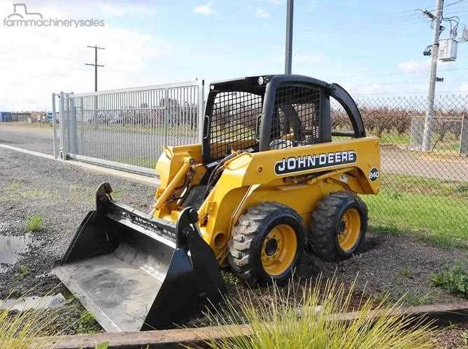 1999 john deere 250 skid steer specs