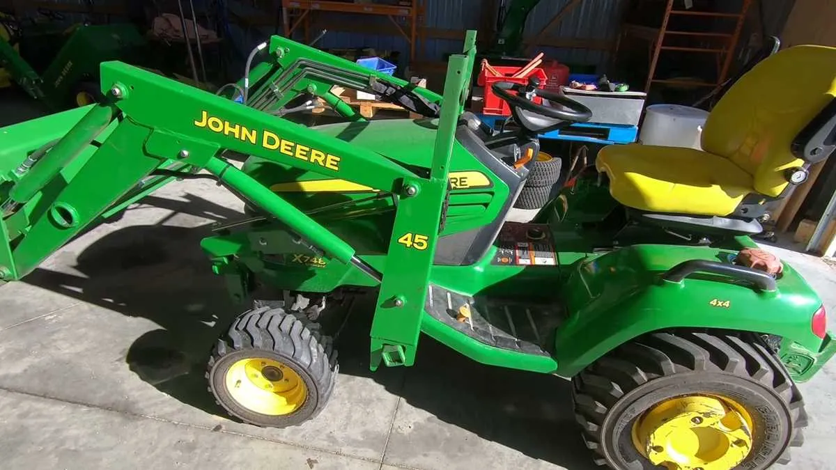 2003 john deere x585 4x4 specs