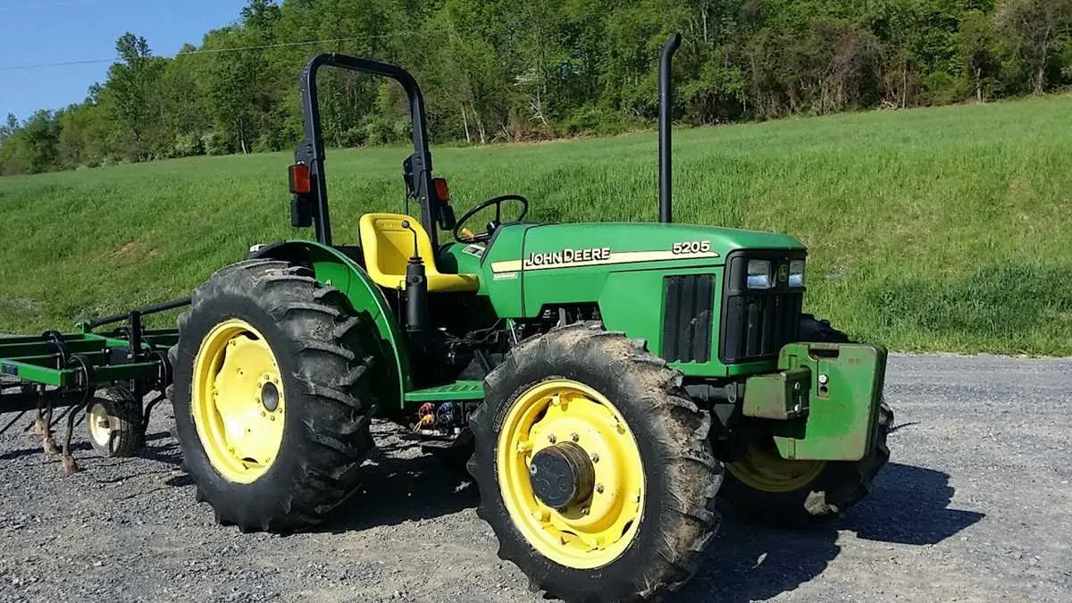 2006 john deere 5205 specs