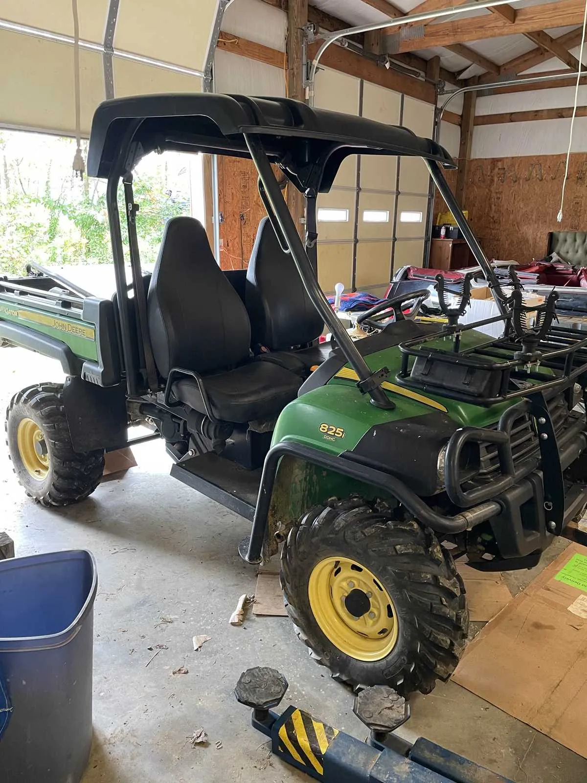 2011 john deere gator specs