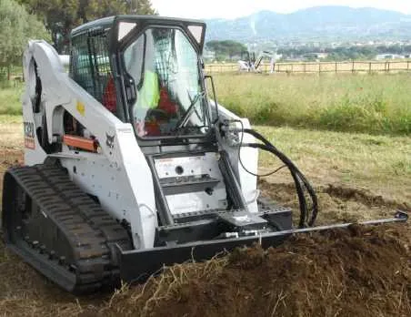 2012 john deere 320 specs