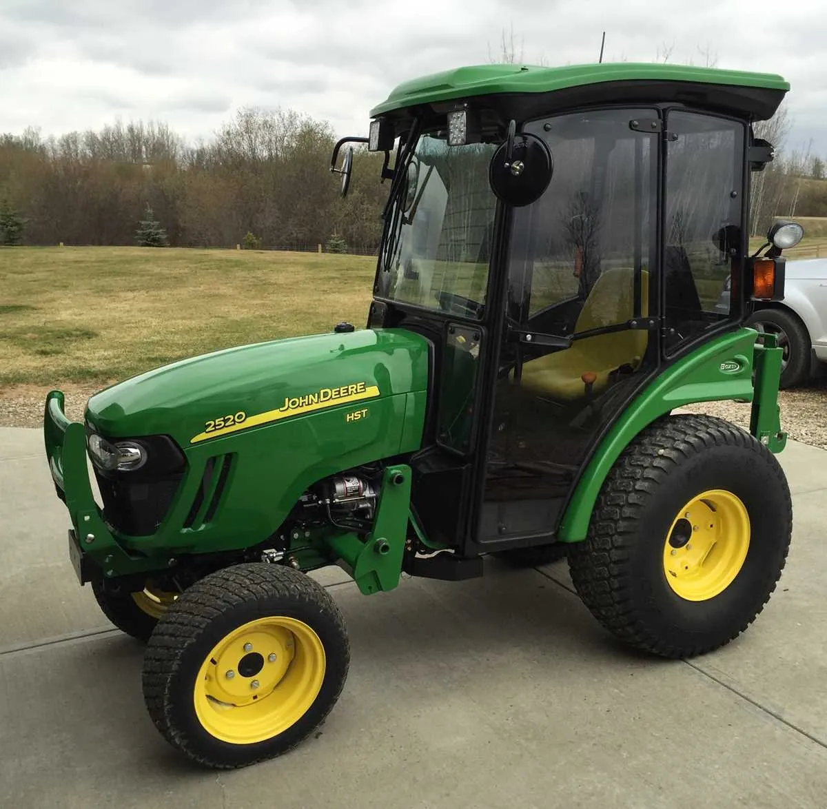 2013 john deere 2520 specs