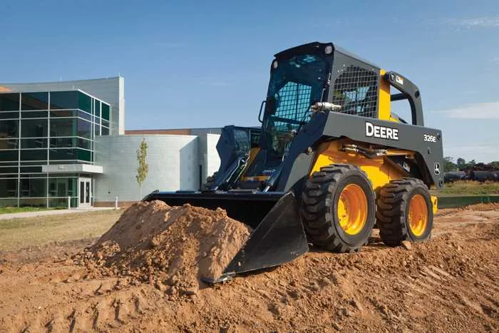 2014 john deere 326e specs
