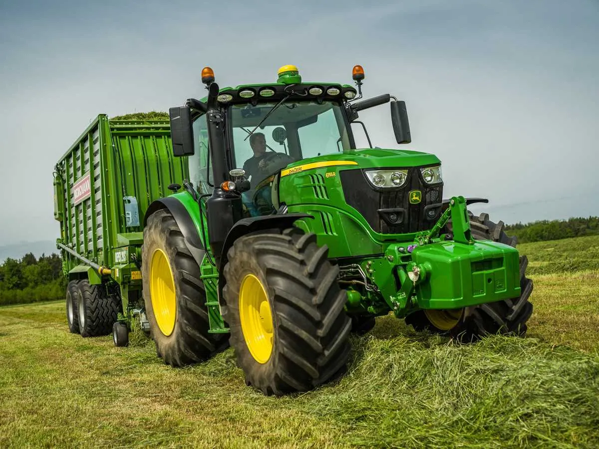2015 john deere 6155r specs
