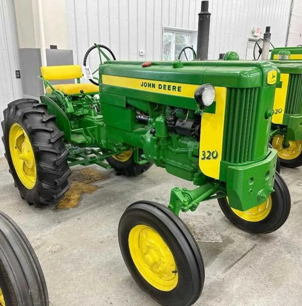 2015 john deere 320e specs