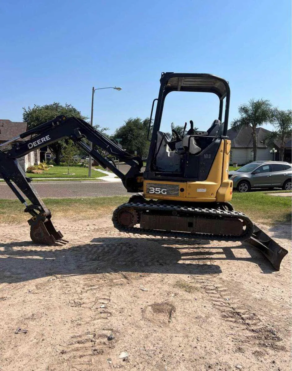 2017 john deere 35g specs