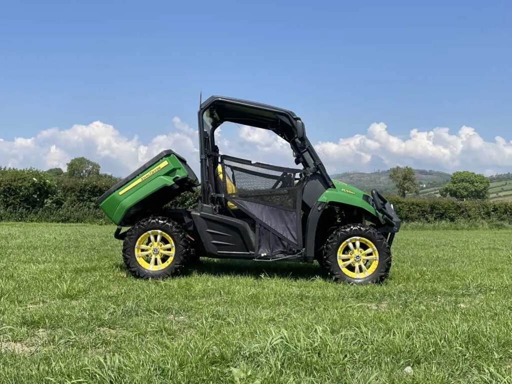 2017 john deere gator 590i specs