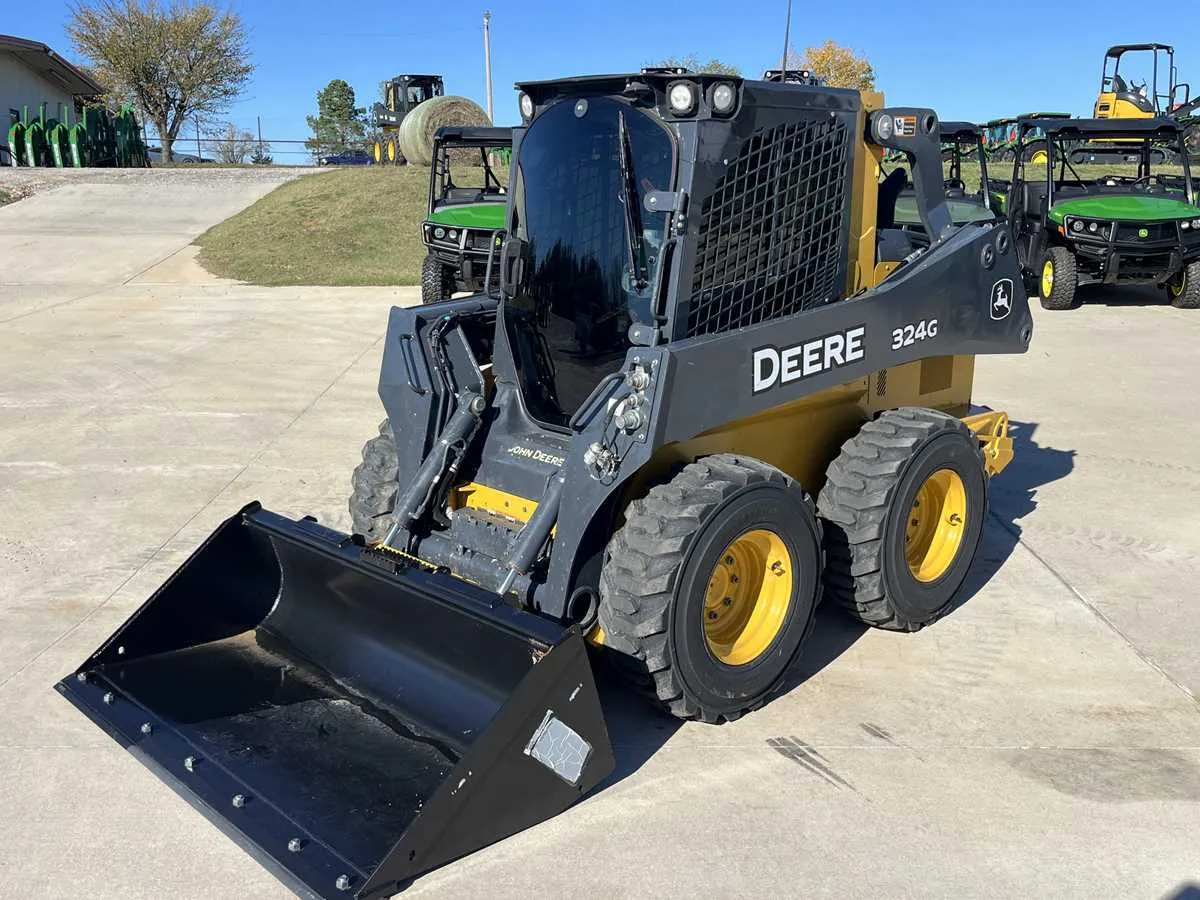 324g john deere specs
