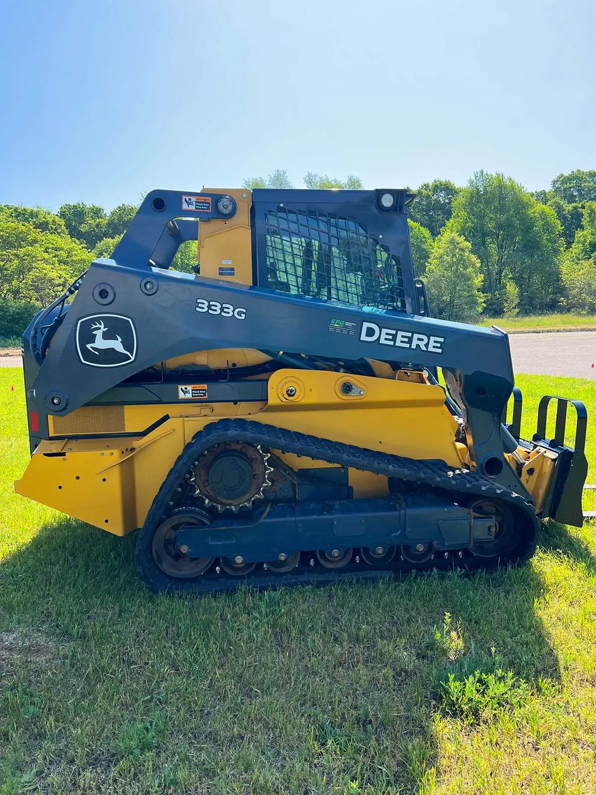 333g john deer specs