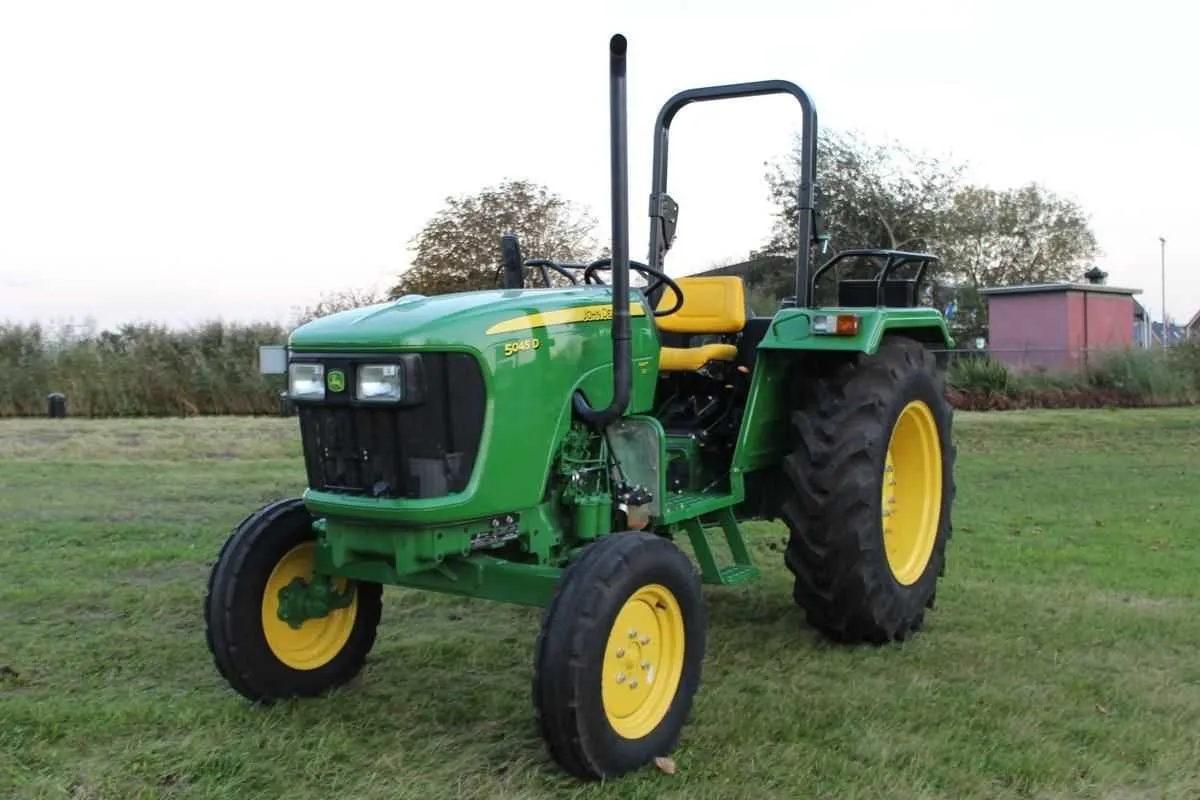 5045d john deere specs