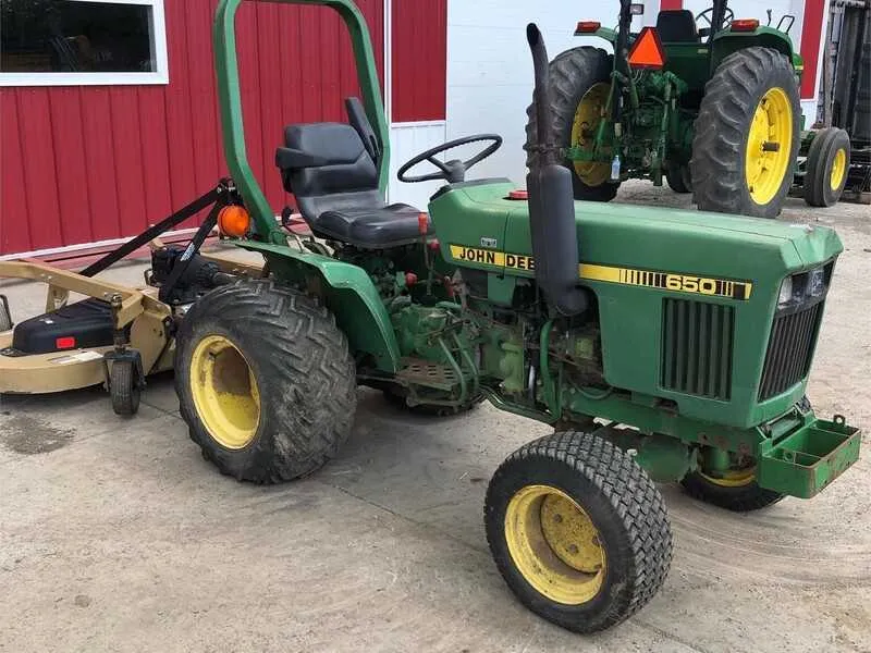 john deer 650 tractor with bucket specs