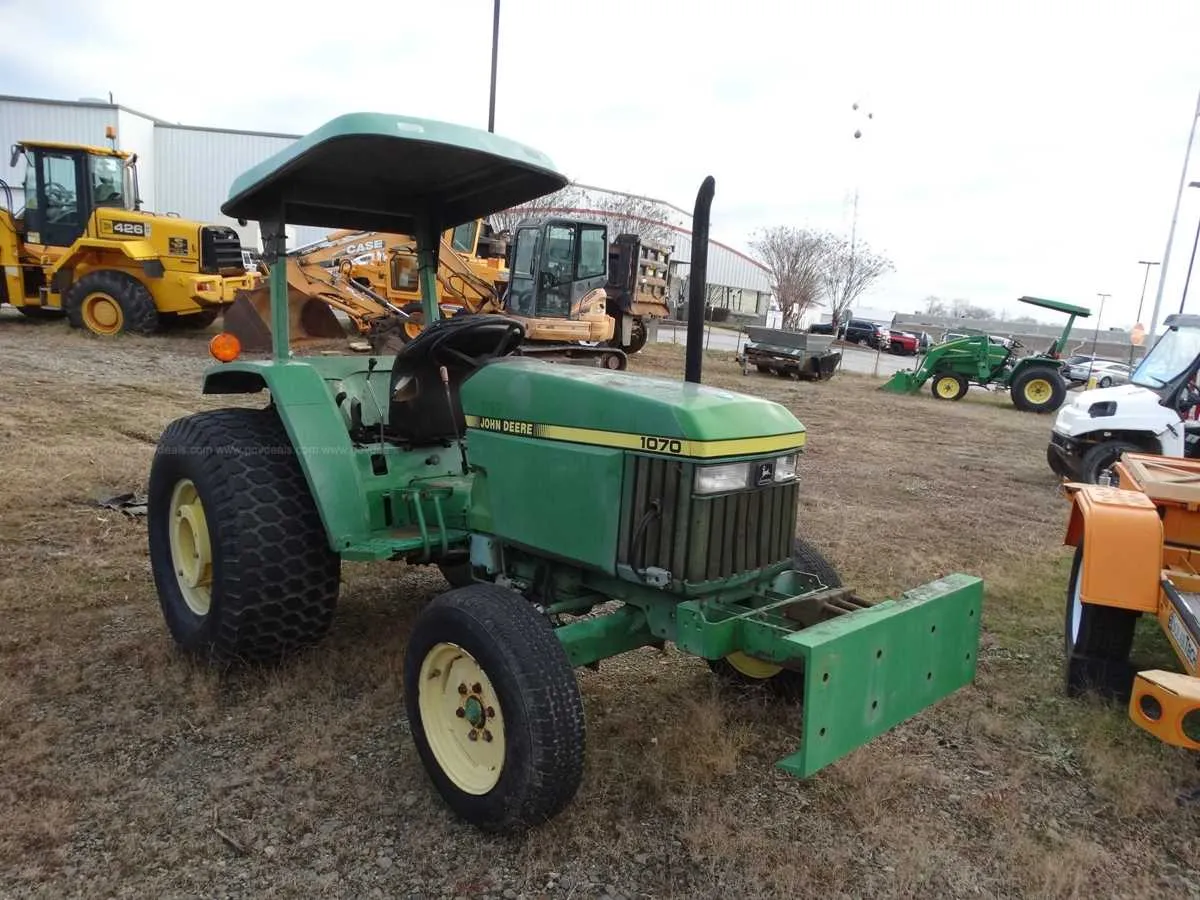 john deere 1070 specs