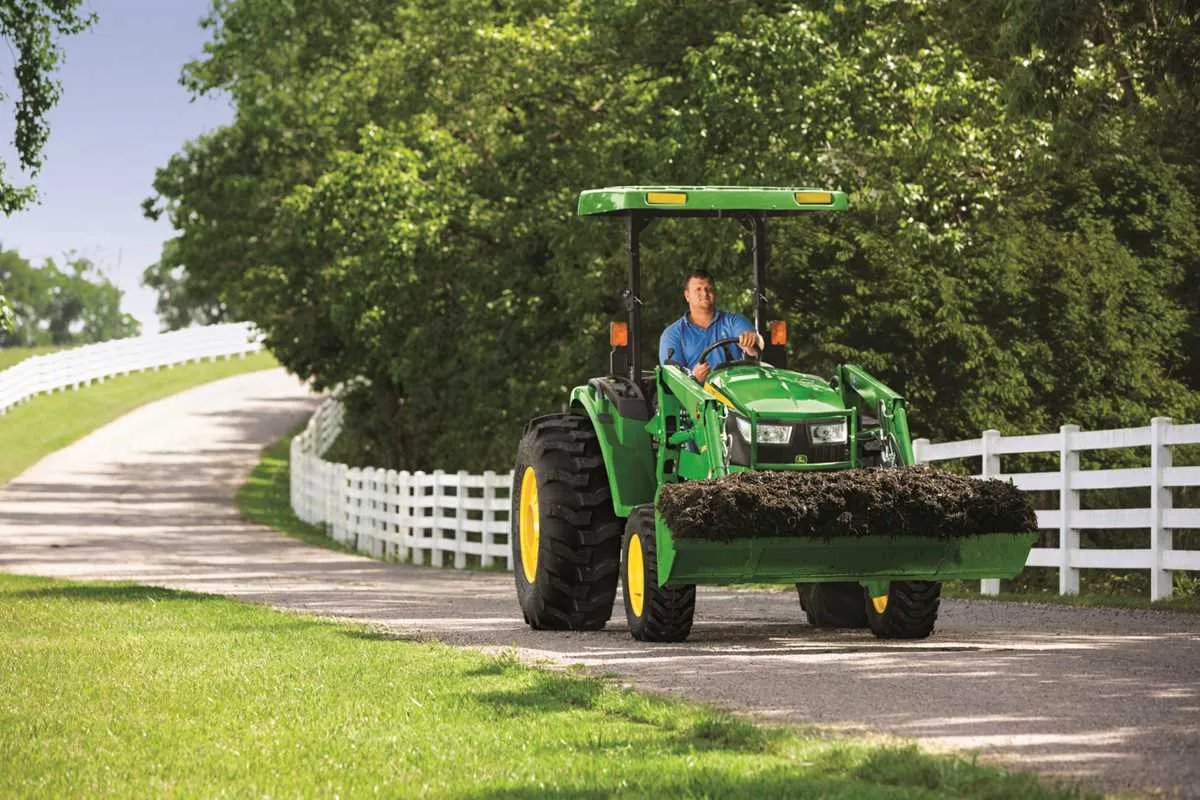 john deere 125 m specs