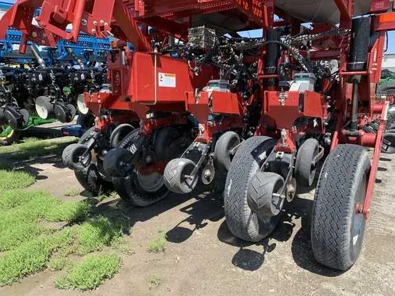 john deere 1250 planter specs