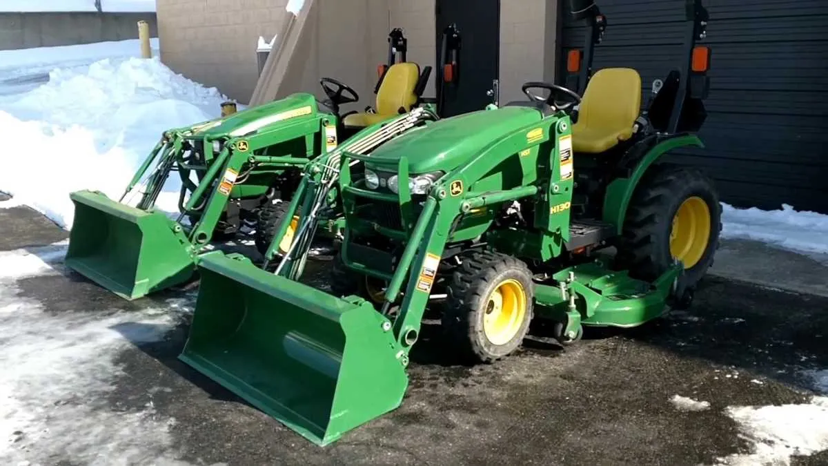 john deere 2025r specs