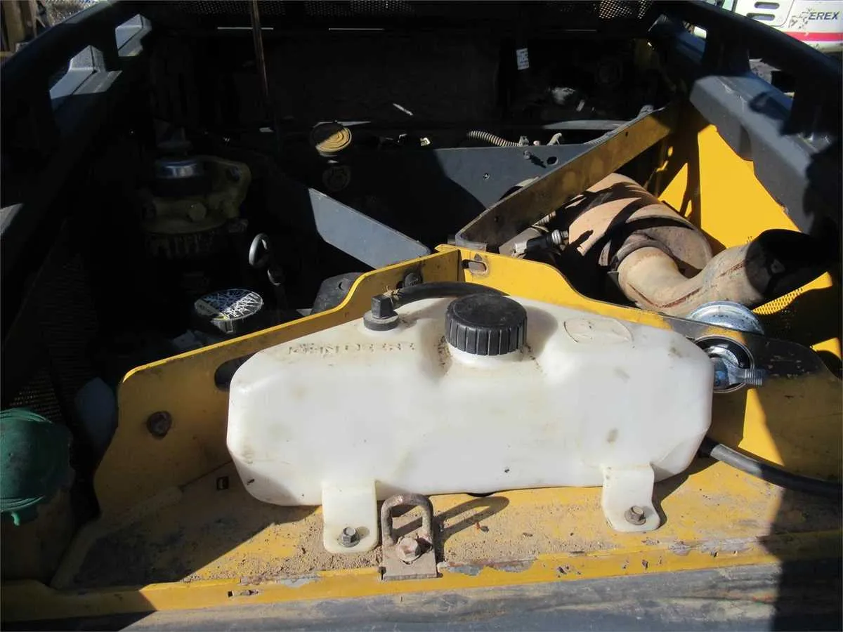 john deere 323d engine specs