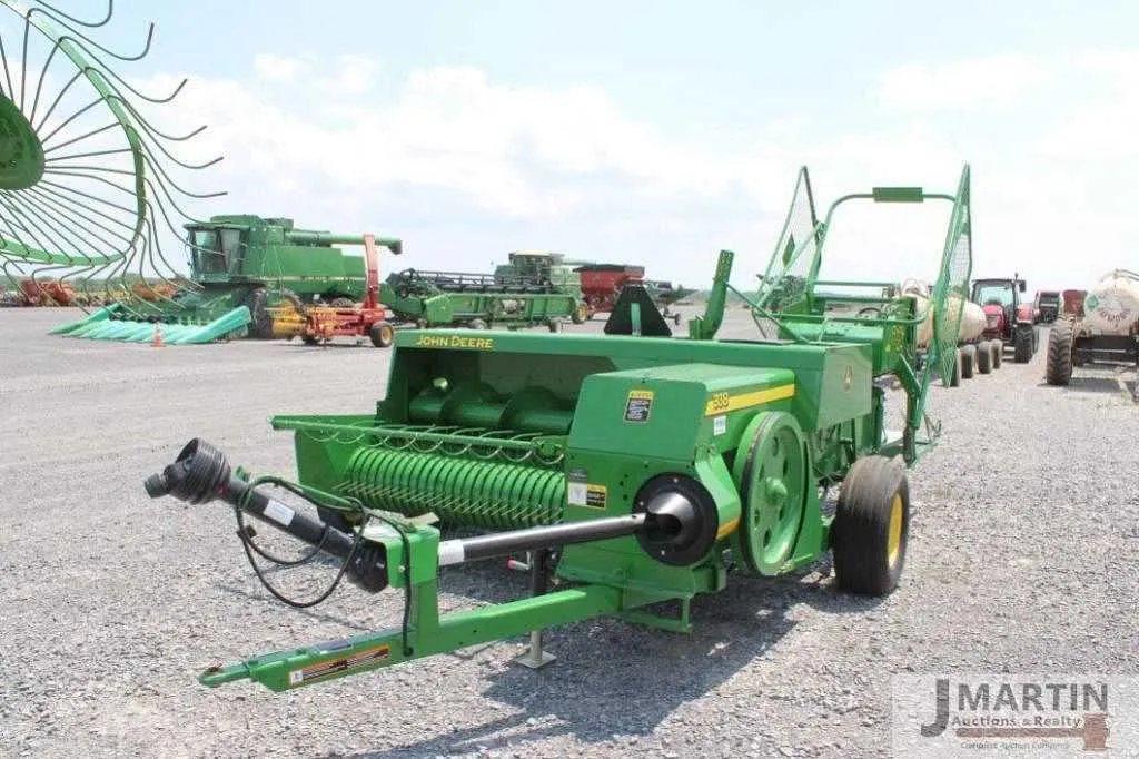 john deere 338 baler specs