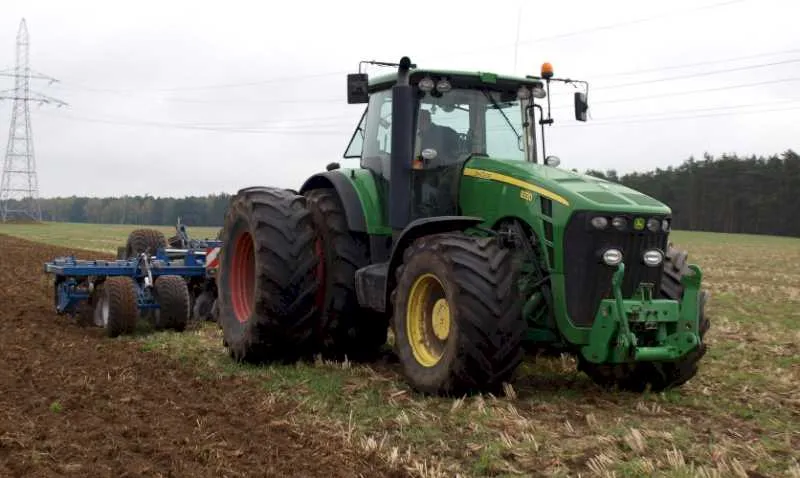 john deere 4044 lift specs