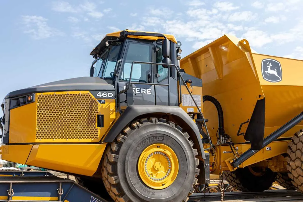 john deere 410e adt specs