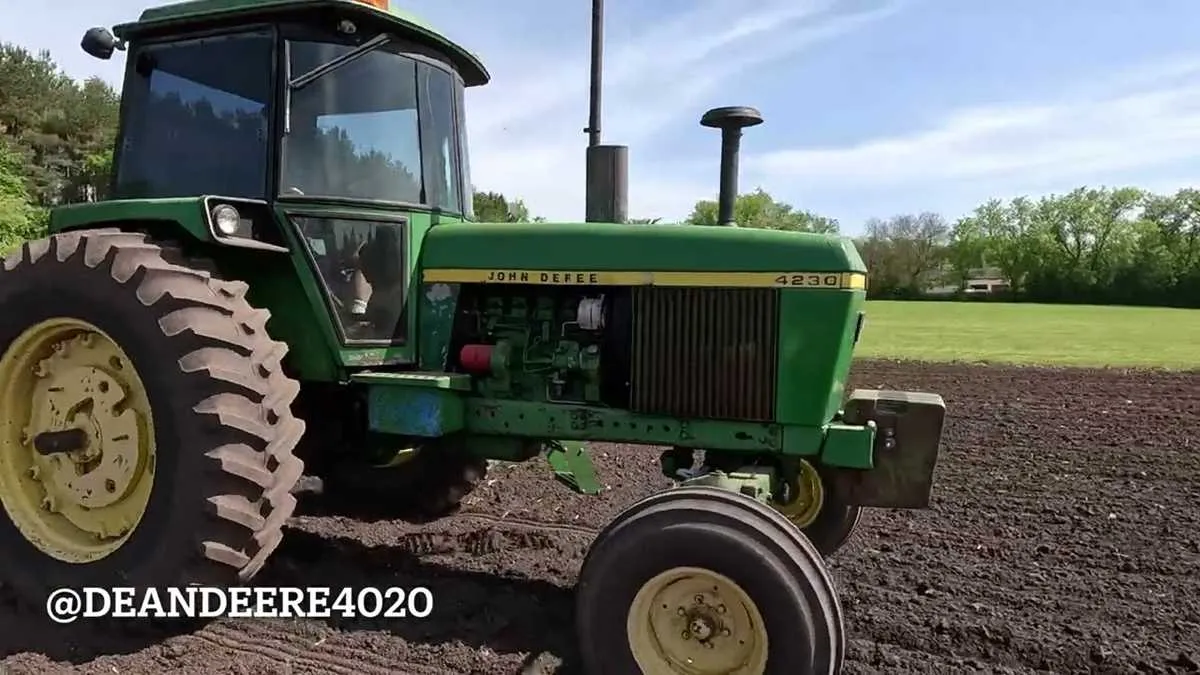 john deere 4230 specs