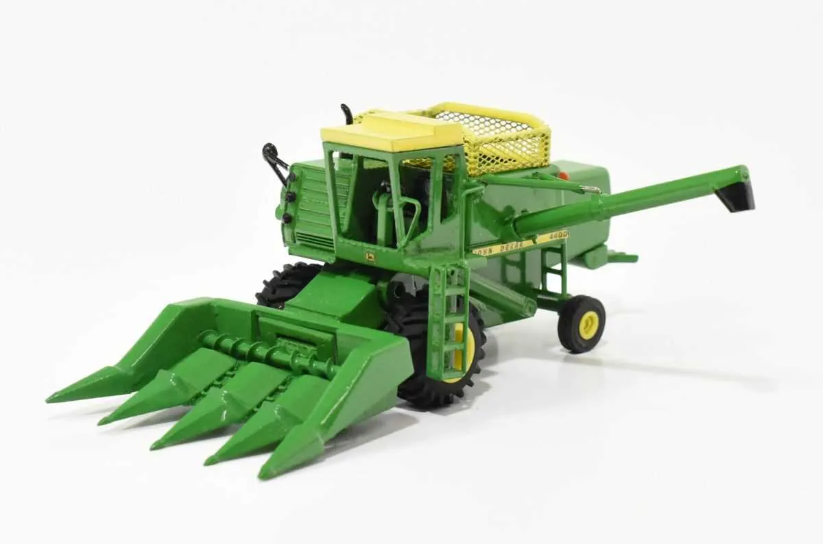 john deere 4400 specs combine