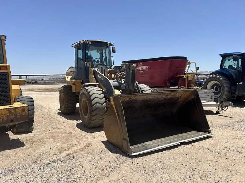 john deere 624k high lift specs