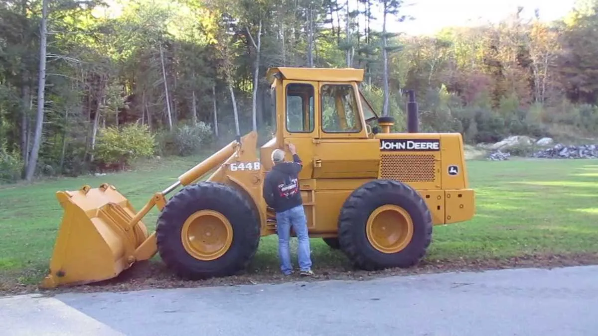 john deere 644b specs