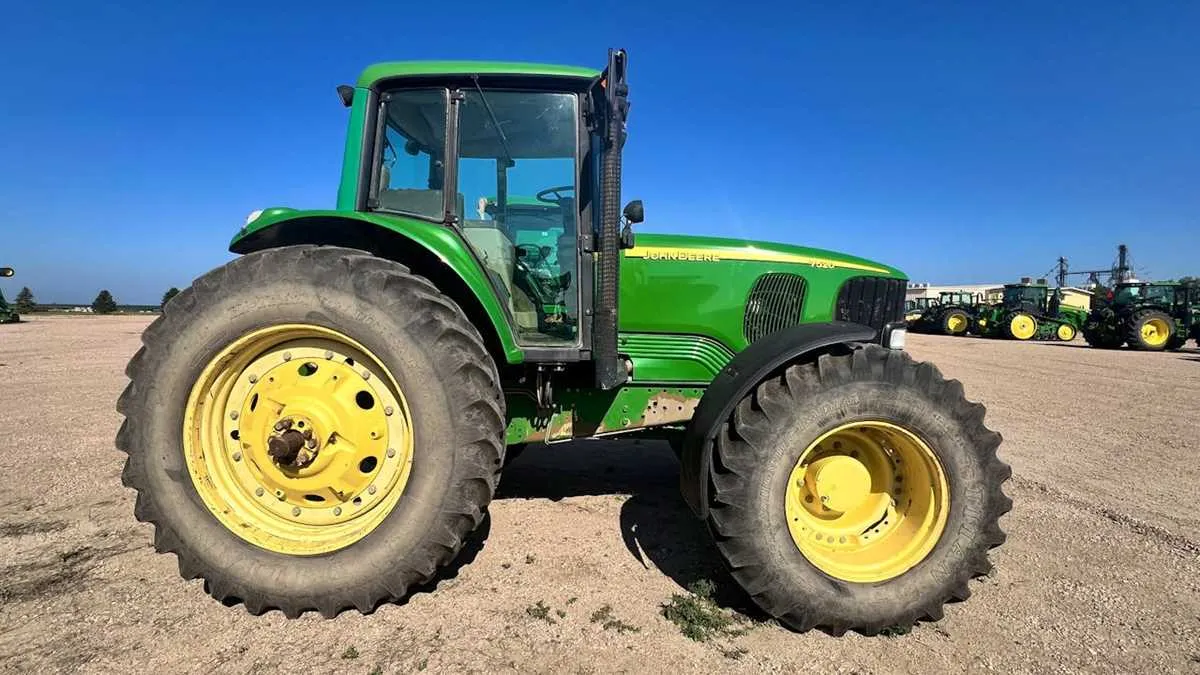 john deere 7520 specs