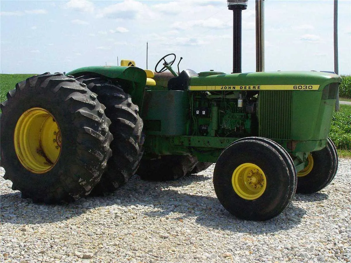 john deere 7525 specs