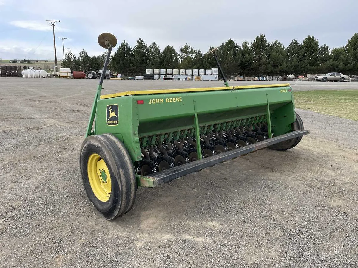 john deere 8300 drill specs