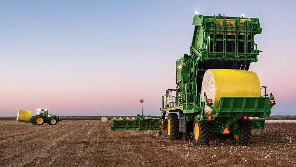john deere 9930 cotton picker specs