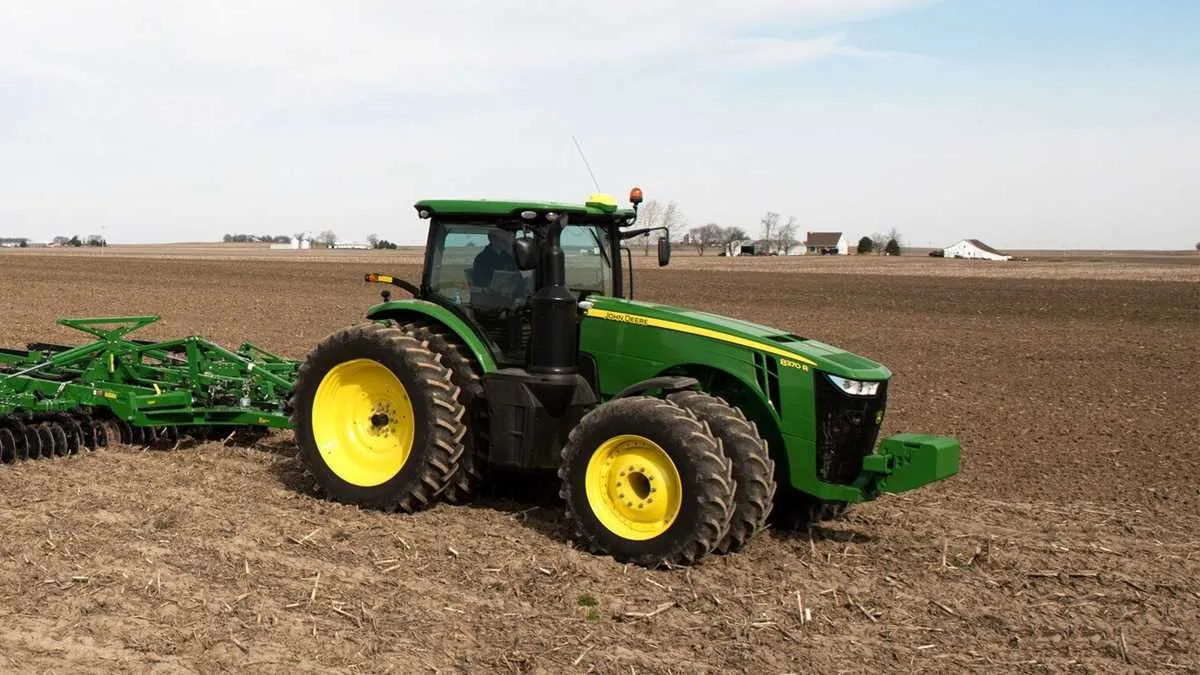 john deere dn345 capacity spec