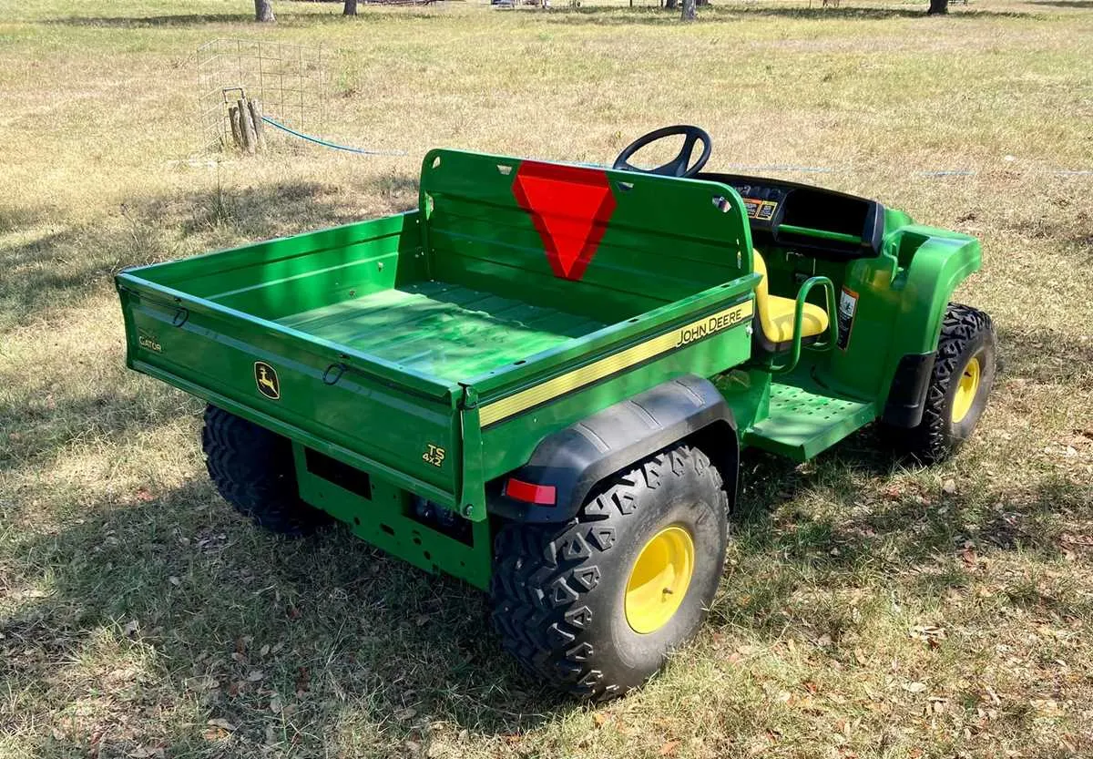 john deere gator 840d specs