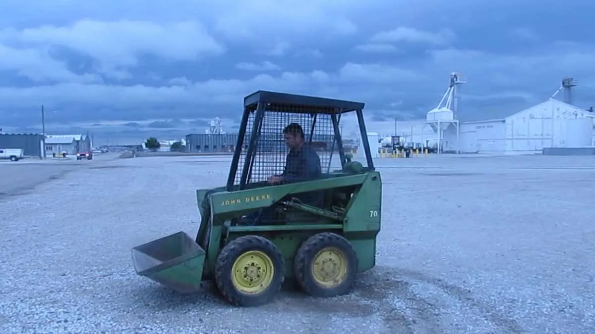 john deere model 70 skid steer specs