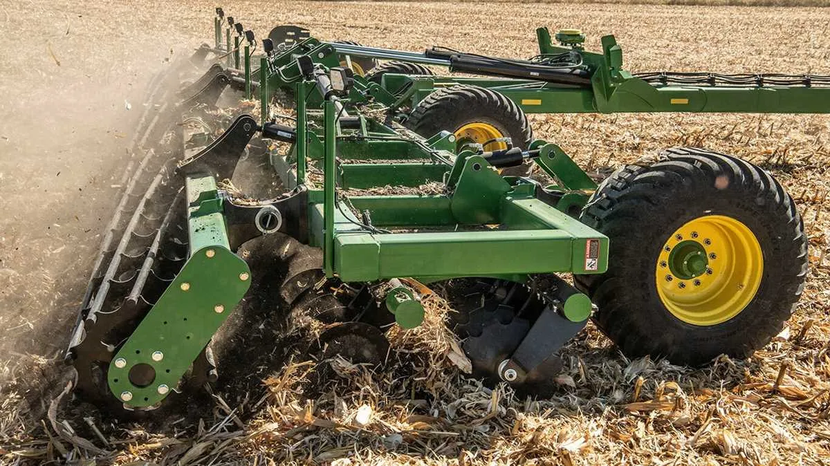 john deere s685 specs