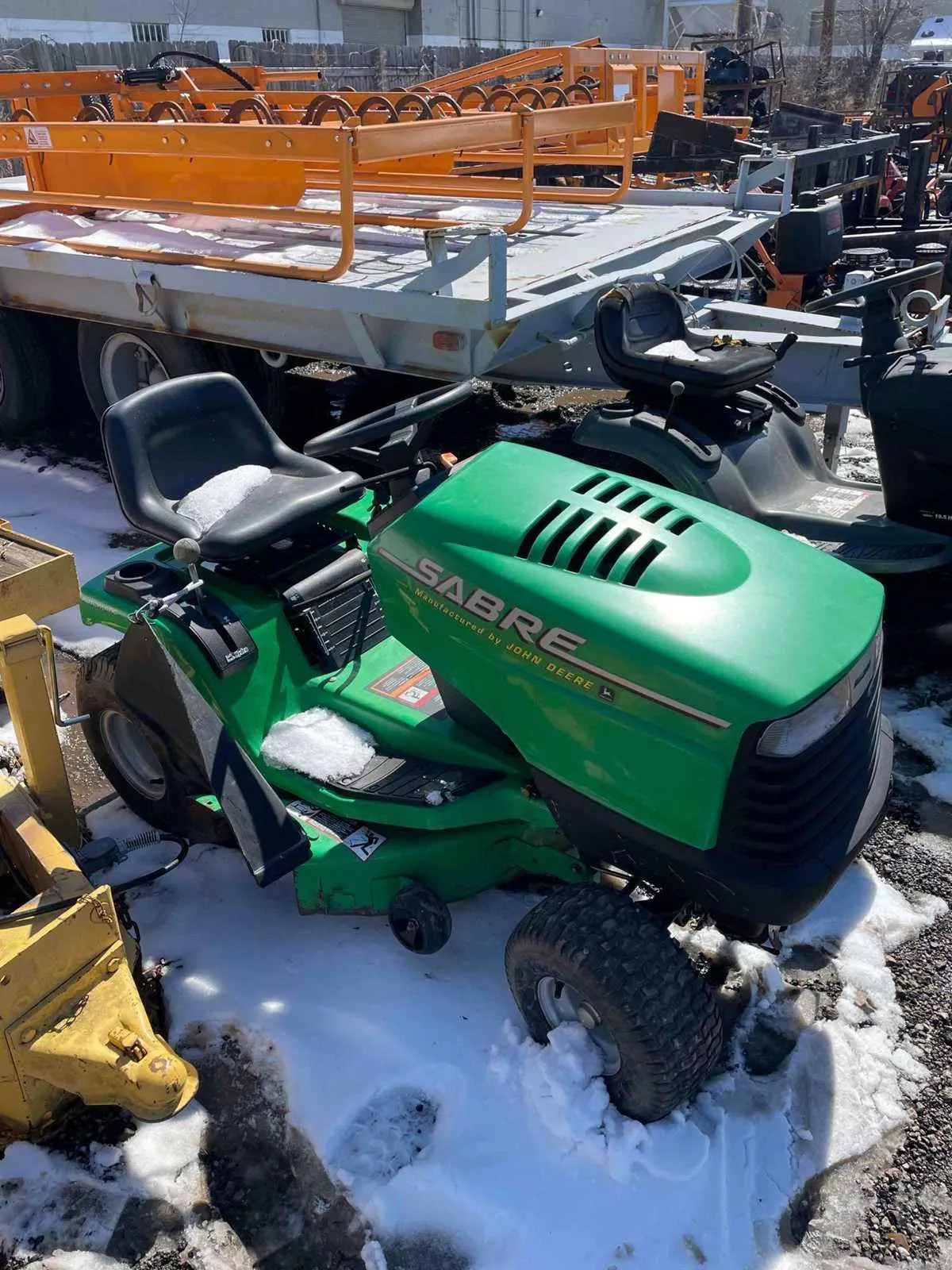 john deere sabre garden tractor specs