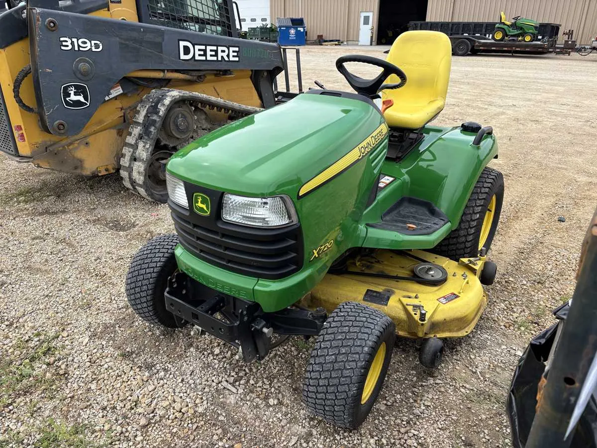 john deere x720 specs