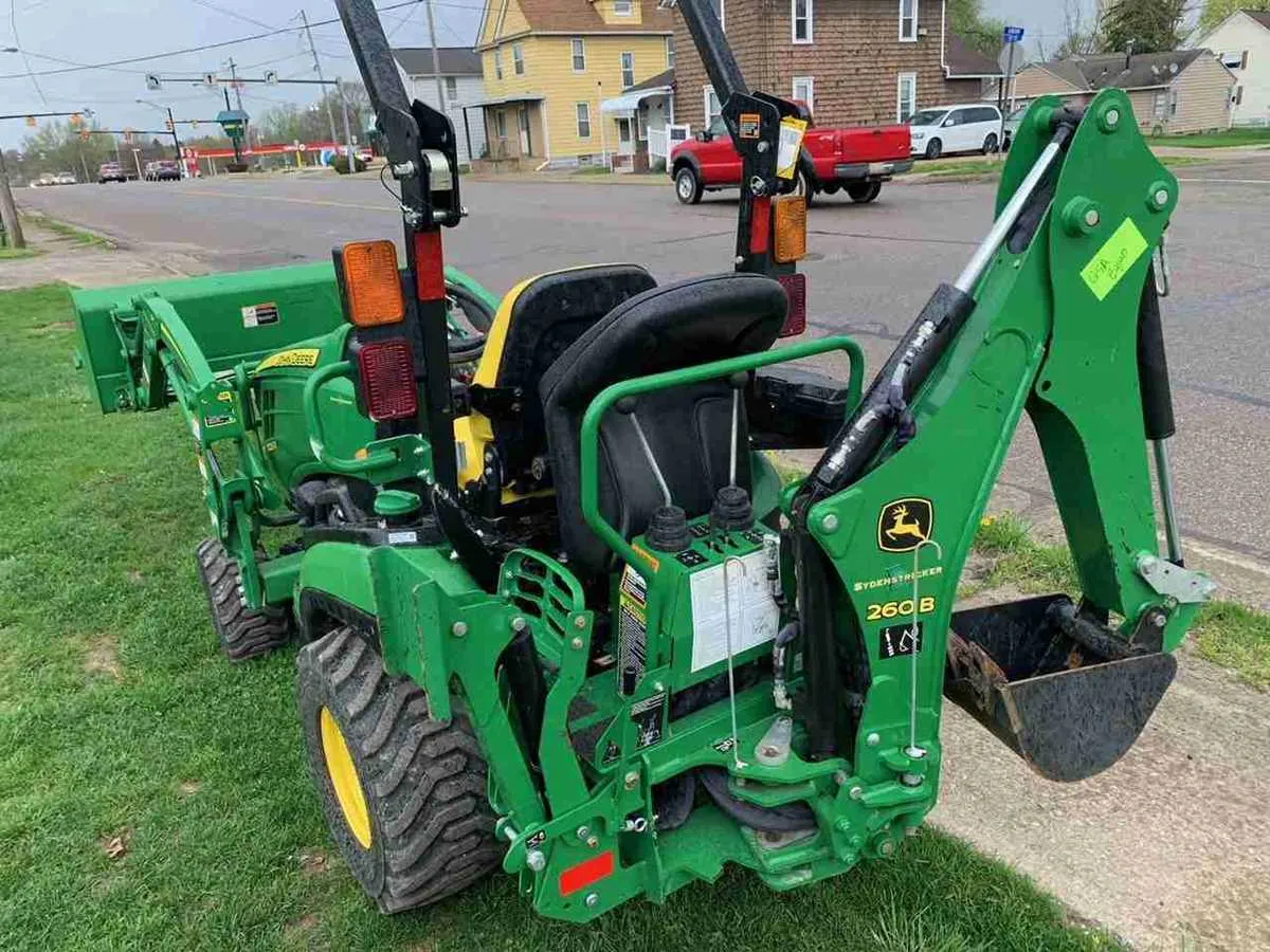 2018 john deere 1025r tlb specs