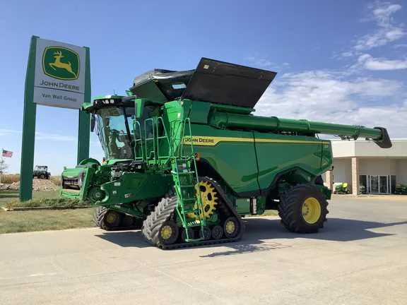 john deere x9 1100 combine specs