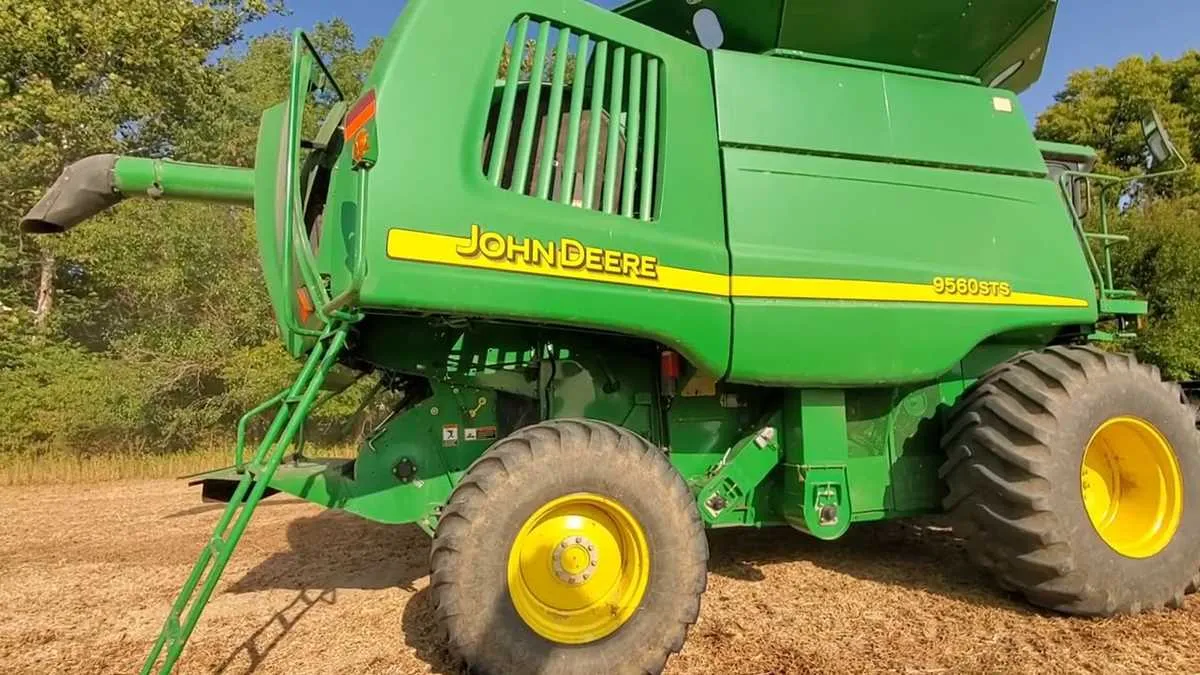 john deere 9560 combine specs