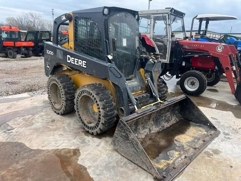 2011 john deere 320d skid steer specs