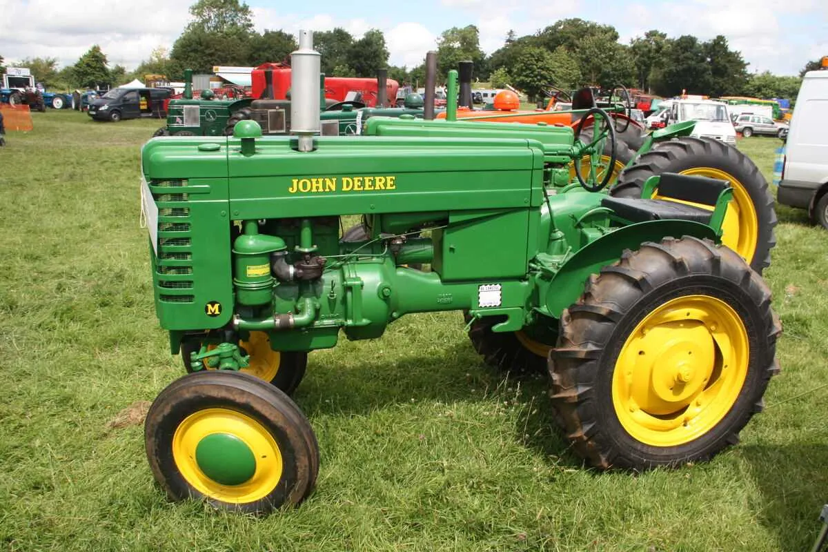 1952 john deere m specs
