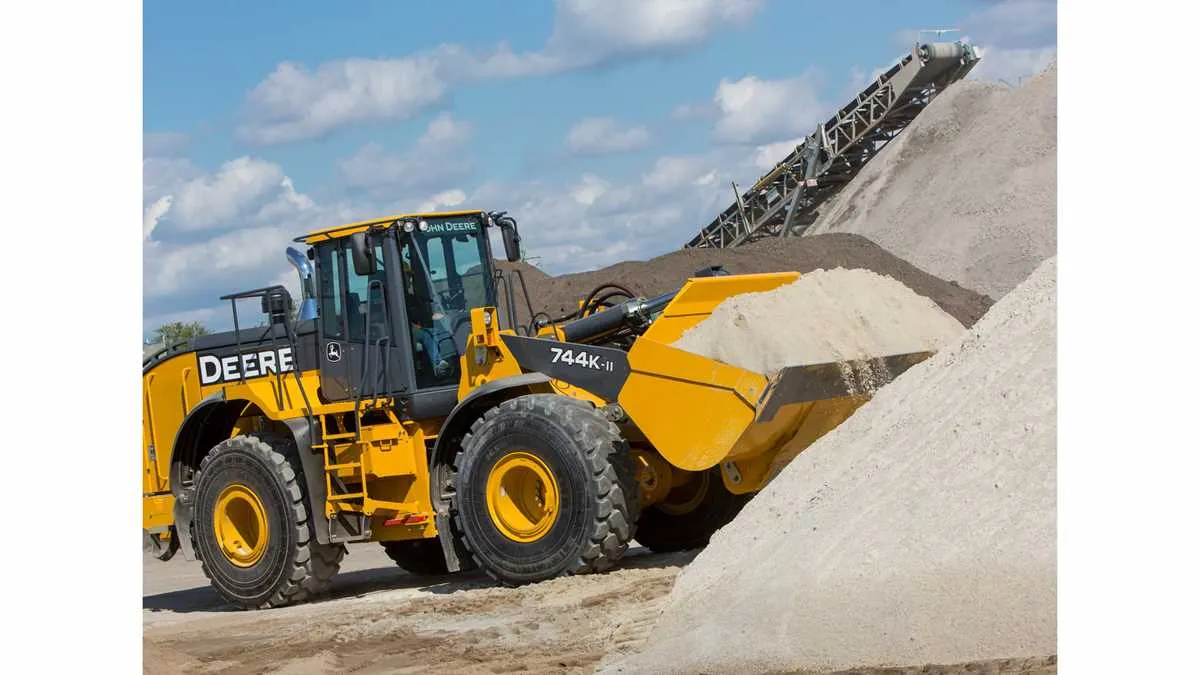 john deere 824k loader specs