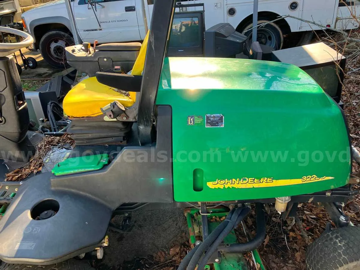 john deere 3225c specs