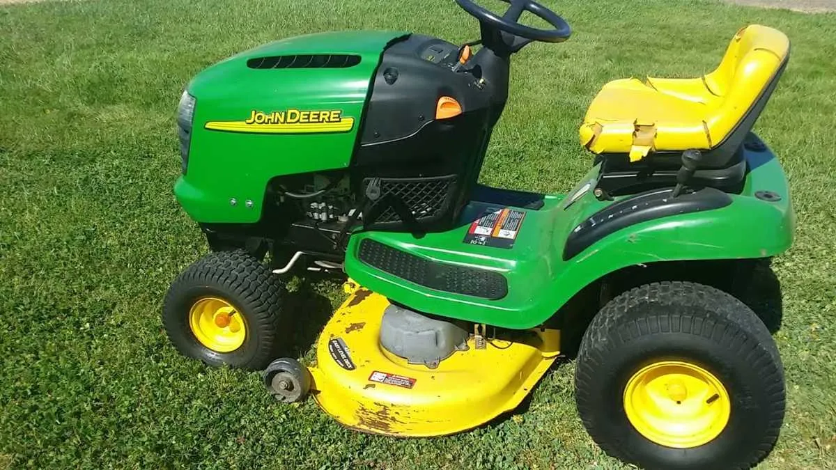john deere l100 engine specs