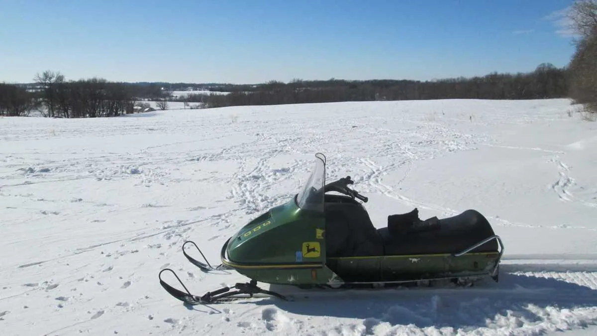 1975 john deere 300 snowmobile specs 1975 john deere 300 snowmobile specs