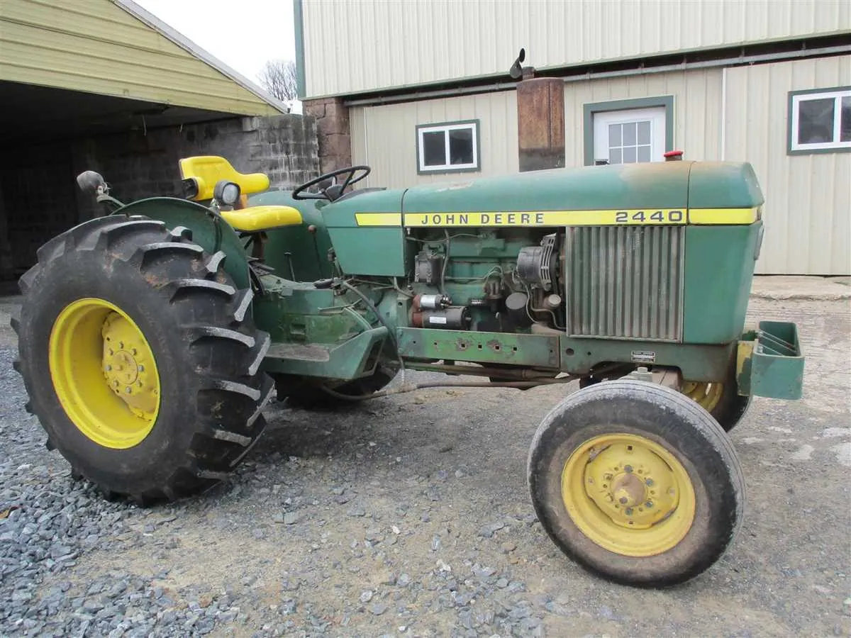john deere 2440 torque specs