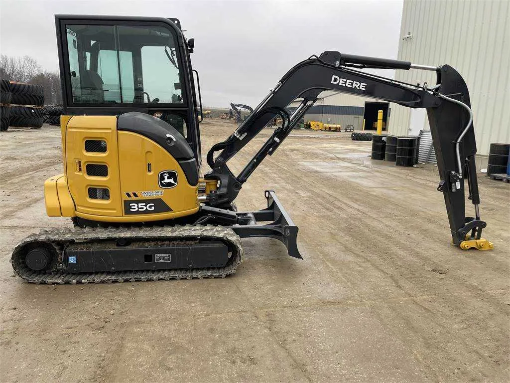 2017 john deere 35g specs