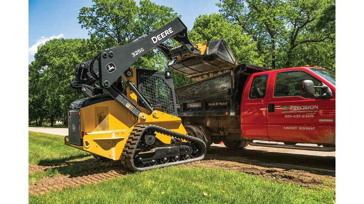 john deere 332 track skid steer specs